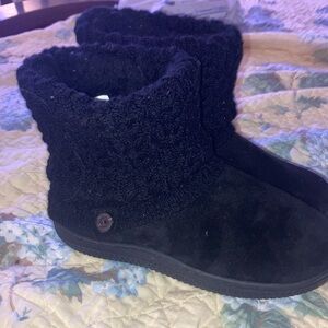 Women's Black Mukluk boots